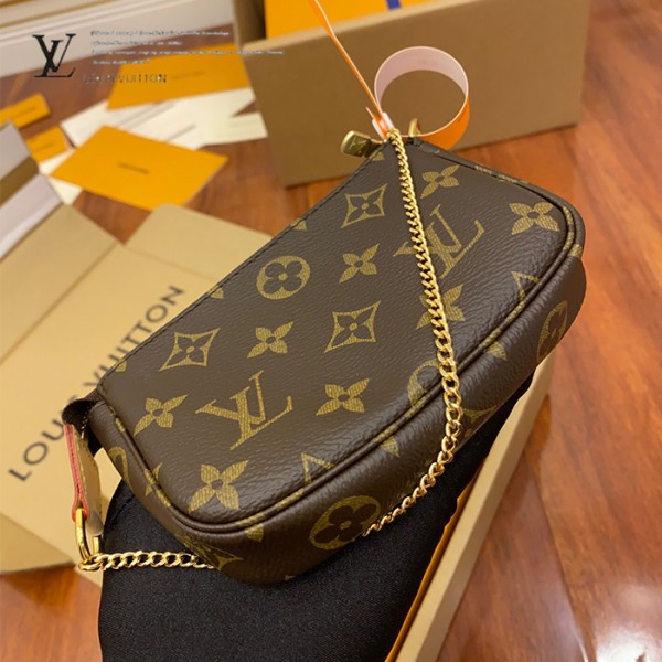 gucciaaa-38674-gallery-75452-bb9c1f27d556a6ea 城市同行|M58009 手包|城市旅行實拍視角