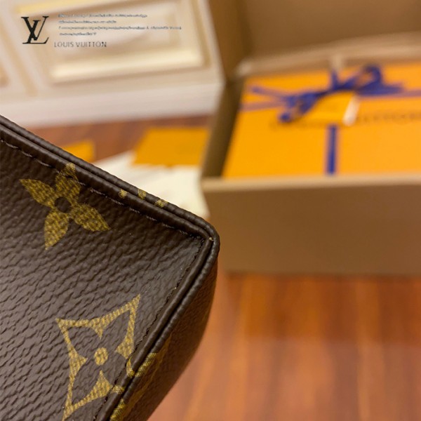 gucciaaa-38675-gallery-75459-9b18fee2512cec65 城市同行|M47542 男女同款手包化妝包|商品實拍視角 02