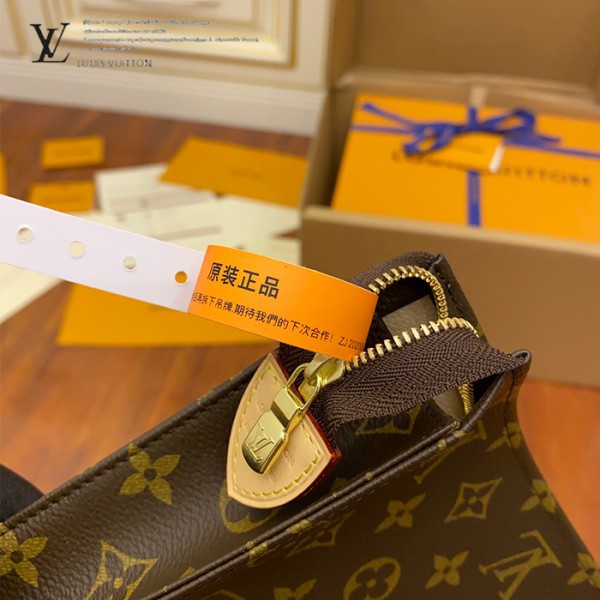 gucciaaa-38675-gallery-75462-ce674cc8afad2c85 城市同行|M47542 男女同款手包化妝包|商品實拍視角 05