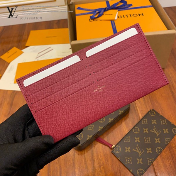 gucciaaa-38678-gallery-75502-3c19cb8e2efc21c9 城市同行|M61276 三件套手包斜背包|商品實拍視角 03