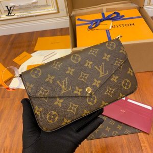 gucciaaa-38678-gallery-75509-b21b9b06e6129dc3 城市同行|M61276 三件套手包斜背包|包款全貌與整體比例