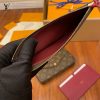 gucciaaa-38678-gallery-75513-8f5dbd5c1f3ce844 城市同行|M61276 三件套手包斜背包|商品實拍視角 13