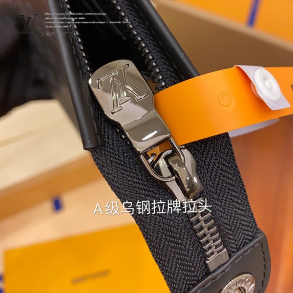 gucciaaa-38680-gallery-75536-42f241c147fae252 城市同行|M61692 手包|商品實拍視角 09