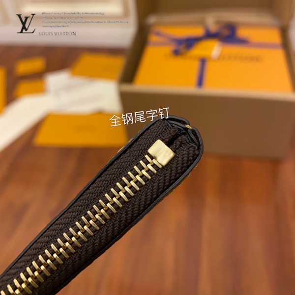 gucciaaa-38681-gallery-75540-bfff10f209aa5971 城市同行|M68756 三合一手包|商品實拍視角 05