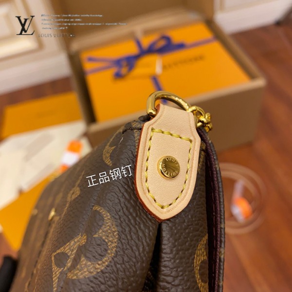 gucciaaa-38683-gallery-75564-93d367a2a60b2aad 城市同行|M40717 小號斜背包晚宴包|商品實拍視角 06