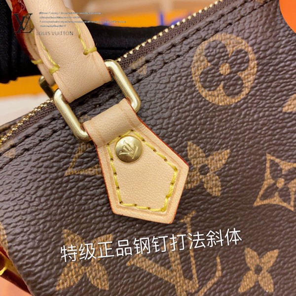 gucciaaa-38684-gallery-75576-95b33041dad27fff 城市同行|M61252 NANO mini枕頭包|商品實拍視角 08