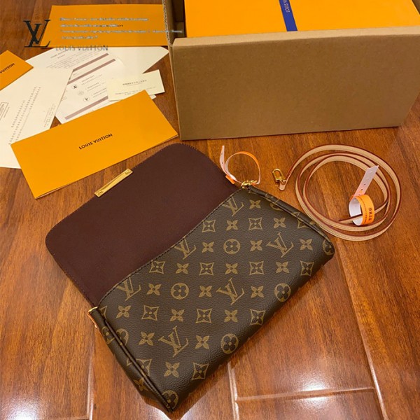 gucciaaa-38686-gallery-75597-c9fa10a3dbebf8c7 城市同行|M40718 小號斜背包晚宴包|商品實拍視角 06