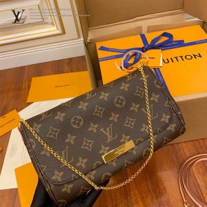 gucciaaa-38686-gallery-75600-e0ab32cb4d8ce2b1 城市同行|M40718 小號斜背包晚宴包|包款全貌與整體比例
