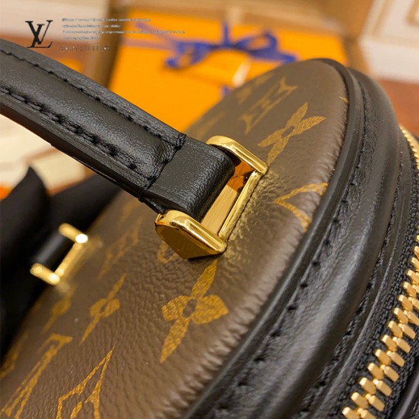 gucciaaa-38695-gallery-75724-9d54c5689aead360 城市同行|M43986 圓桶化妝包|商品實拍視角 12
