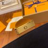 gucciaaa-38697-gallery-75745-b97cb19626c02591 城市同行|M68746 小號達芙妮郵差包|城市旅行實拍視角