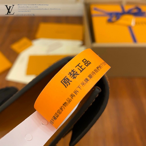 gucciaaa-38697-gallery-75749-86c347c568ad423e 城市同行|M68746 小號達芙妮郵差包|商品實拍視角 08