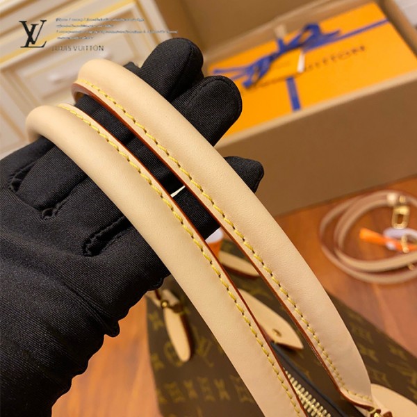 gucciaaa-38705-gallery-75848-fff266cc4df59b35 城市同行|M48814 肩背包|商品實拍視角 11