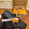 gucciaaa-38706-gallery-75855-346e5a7d6c7896f4 城市同行|M69443 男士三合一郵差包|商品實拍視角 05