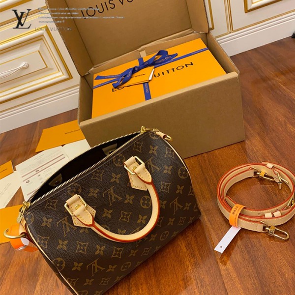 gucciaaa-38707-gallery-75870-66615ff82310adba 城市同行|M41113 SPEEDY 25枕頭包|商品實拍視角 11