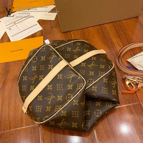 gucciaaa-38710-gallery-75922-d161d86db0bc5728 城市同行|M41112 SPEEDY 30枕頭包|商品實拍視角 15