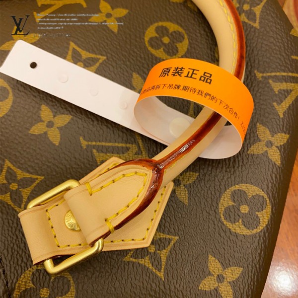 gucciaaa-38710-gallery-75923-b9348f2307c51fdc 城市同行|M41112 SPEEDY 30枕頭包|商品實拍視角 16