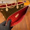 gucciaaa-38711-gallery-75930-cbcdd8d93d75cf36 城市同行|M41177 NEVERFULL 購物袋|使用場景與整體比例
