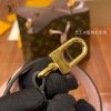 gucciaaa-38717-gallery-76018-c5f7dd5bcf09f993 城市同行|精選 M44022 水桶包|城市旅行實拍視角