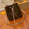 gucciaaa-38717-gallery-76022-a9d5f19938084fa2 城市同行|精選 M44022 水桶包|商品實拍視角 08
