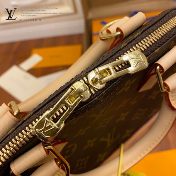 gucciaaa-38719-gallery-76039-3dea5817ed3a8839 城市同行|M53152 ALMA bb 貝殼包|商品實拍視角 08
