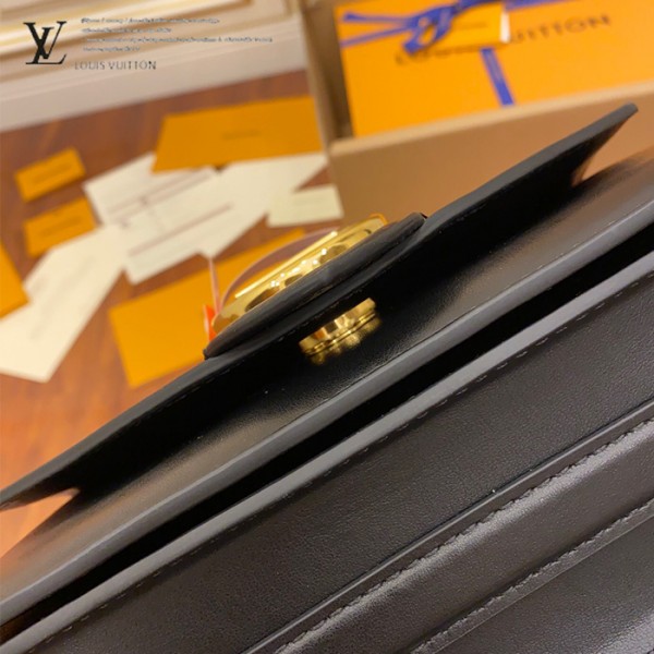 gucciaaa-38720-gallery-76058-618b46a113309d1f 城市同行|M55948 女士郵差包|商品實拍視角 14