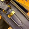 gucciaaa-38722-gallery-76081-13e9c61d923f9961 城市同行|M55951 女士郵差包|商品實拍視角 10