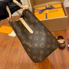 gucciaaa-38725-gallery-76134-18379d30ec0d2f76 城市同行|M41056 中號蒙田包|商品實拍視角 03