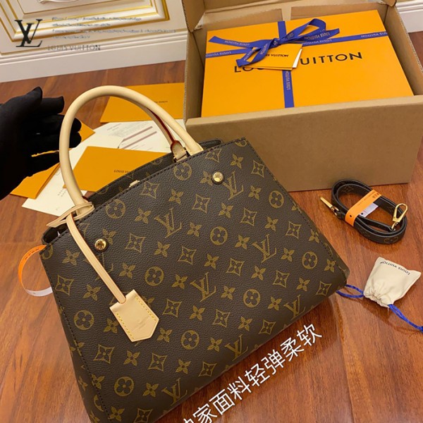 gucciaaa-38725-gallery-76141-a6050076e0f8186f 城市同行|M41056 中號蒙田包|商品實拍視角 09